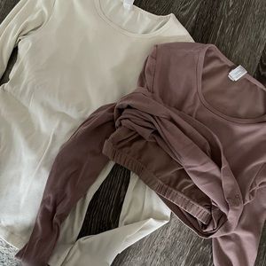 Long sleeve women’s activewear tops (full length)